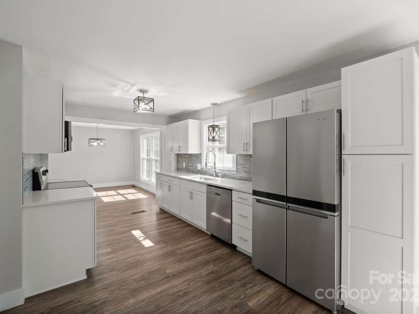 306 7th Street Place, Conover, NC 28613.  MLS# CAR4234782, YatesRealty ID 2443. 