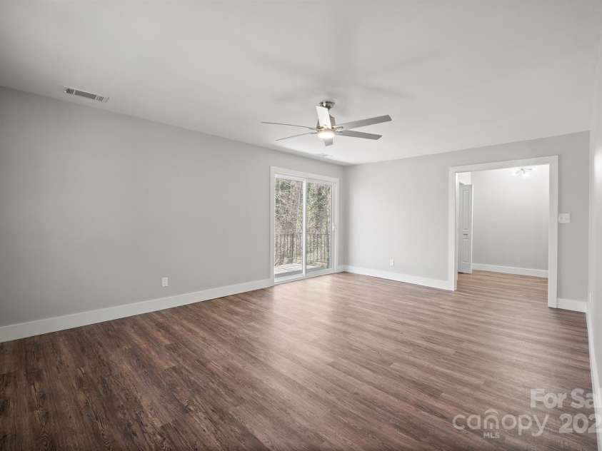 306 7th Street Place, Conover, NC 28613.  MLS# CAR4234782, YatesRealty ID 2443. 