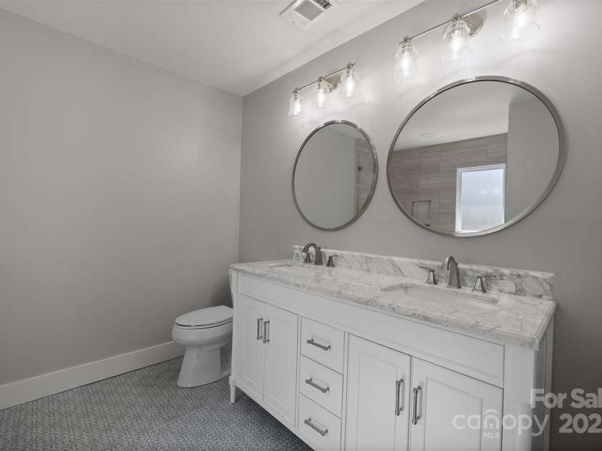 306 7th Street Place, Conover, NC 28613.  MLS# CAR4234782, YatesRealty ID 2443. 