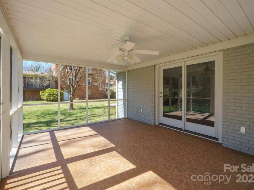 306 7th Street Place, Conover, NC 28613.  MLS# CAR4234782, YatesRealty ID 2443. 