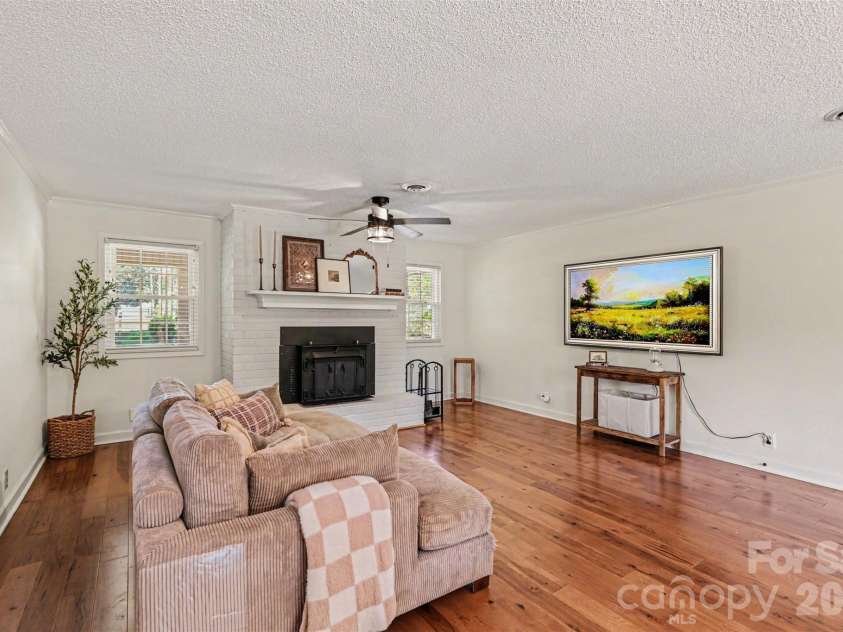 2115 Candlewood Drive, Concord, NC 28027.  MLS# CAR4366895, YatesRealty ID 24432. 