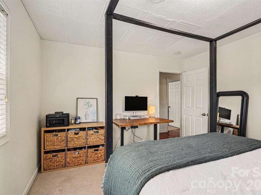 2115 Candlewood Drive, Concord, NC 28027.  MLS# CAR4366895, YatesRealty ID 24432. 