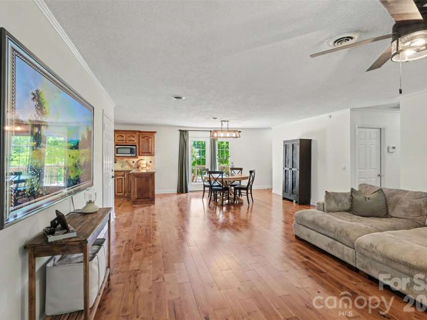 2115 Candlewood Drive, Concord, NC 28027.  MLS# CAR4366895, YatesRealty ID 24432. 