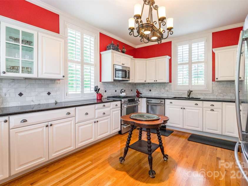 15 Kings Mountain Street, York, SC 29745.  MLS# CAR4275904, YatesRealty ID 24433. 