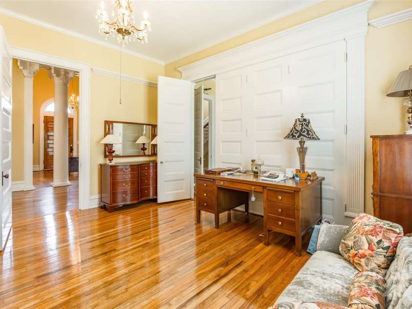 15 Kings Mountain Street, York, SC 29745.  MLS# CAR4275904, YatesRealty ID 24433. 