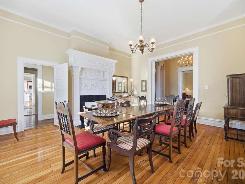 15 Kings Mountain Street, York, SC 29745.  MLS# CAR4336422, YatesRealty ID 24433. Formal Dining