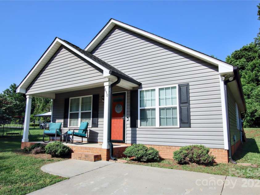 650 Harry Street, China Grove, NC 28023.  MLS# CAR4259792, YatesRealty ID 24434. 