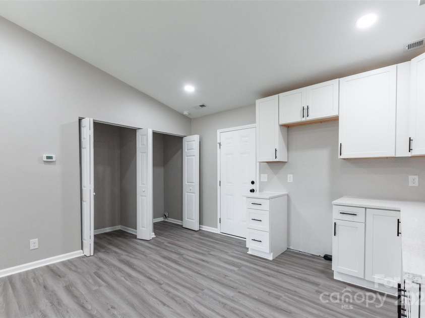 142 Single Oak Drive, Troutman, NC 28166.  MLS# CAR4271293, YatesRealty ID 24435. 