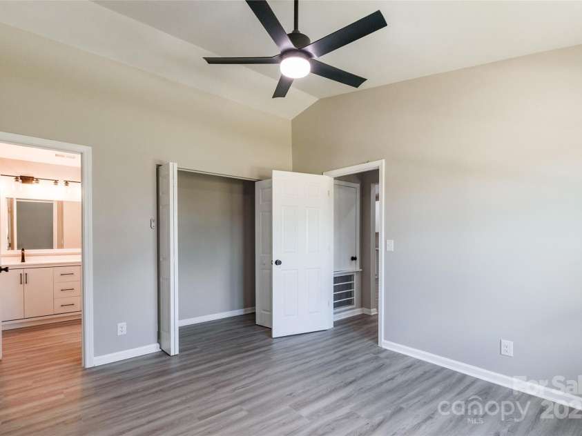 142 Single Oak Drive, Troutman, NC 28166.  MLS# CAR4271293, YatesRealty ID 24435. 