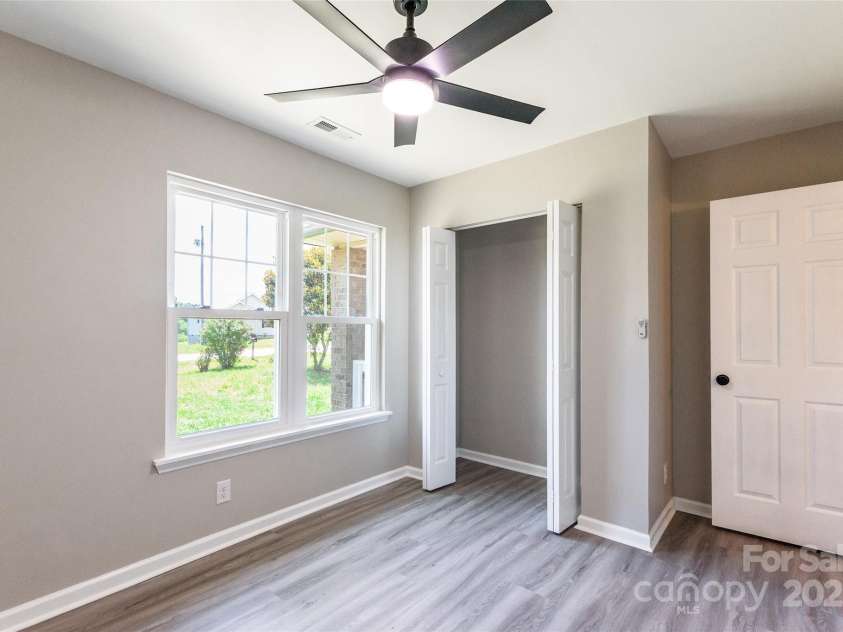 142 Single Oak Drive, Troutman, NC 28166.  MLS# CAR4271293, YatesRealty ID 24435. 