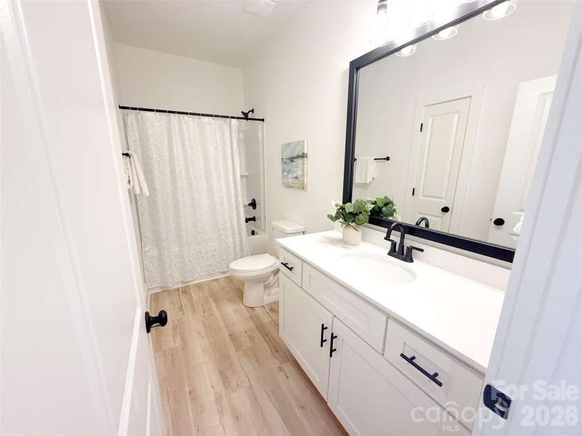 707 Robin Avenue, Kannapolis, NC 28081.  MLS# CAR4382666, YatesRealty ID 24435. Second bathroom 