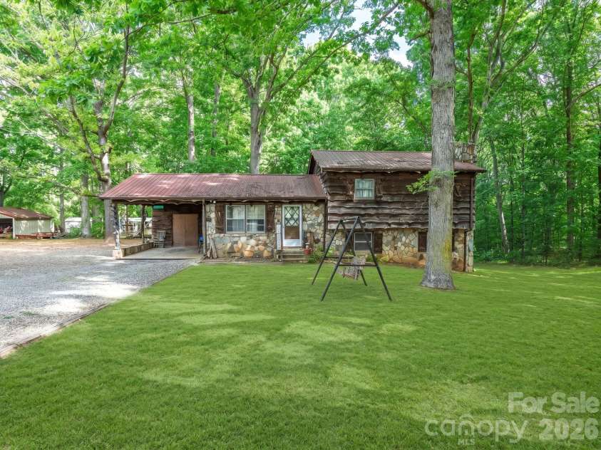 145 Nathaniel Lane, Kannapolis, NC 28081.  MLS# CAR4382656, YatesRealty ID 24436. 