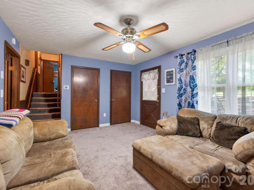 145 Nathaniel Lane, Kannapolis, NC 28081.  MLS# CAR4382656, YatesRealty ID 24436. 