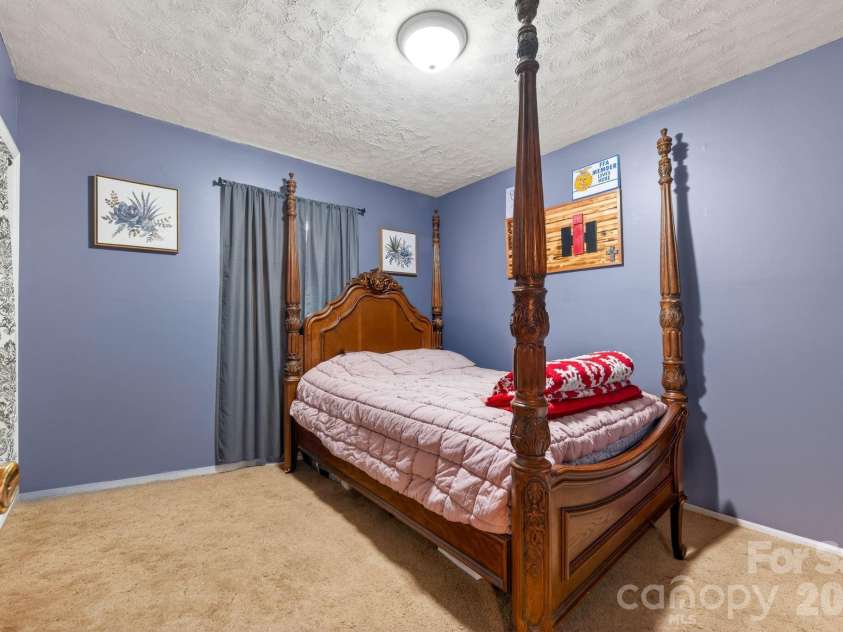 145 Nathaniel Lane, Kannapolis, NC 28081.  MLS# CAR4382656, YatesRealty ID 24436. 