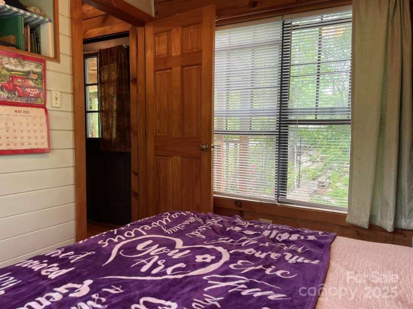 36 Luther Franklin Lane, Newland, NC 28657.  MLS# CAR4259315, YatesRealty ID 24437. 