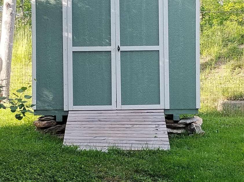 36 Luther Franklin Lane, Newland, NC 28657.  MLS# CAR4259315, YatesRealty ID 24437. 