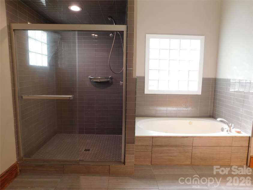5314 Brookwood Court, Waxhaw, NC 28173.  MLS# CAR4342325, YatesRealty ID 24439. Primary BA, view 3