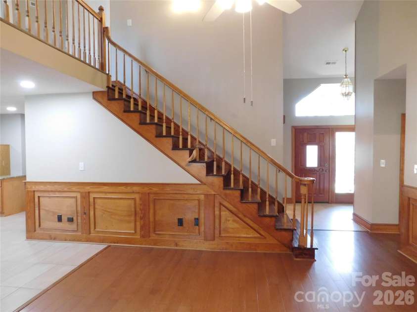 5314 Brookwood Court, Waxhaw, NC 28173.  MLS# CAR4342325, YatesRealty ID 24439. Stairway