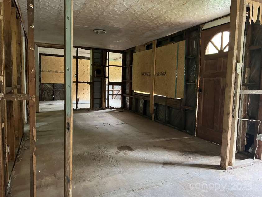 988 Fork Road, Barnardsville, NC 28709.  MLS# CAR4271771, YatesRealty ID 24439. 