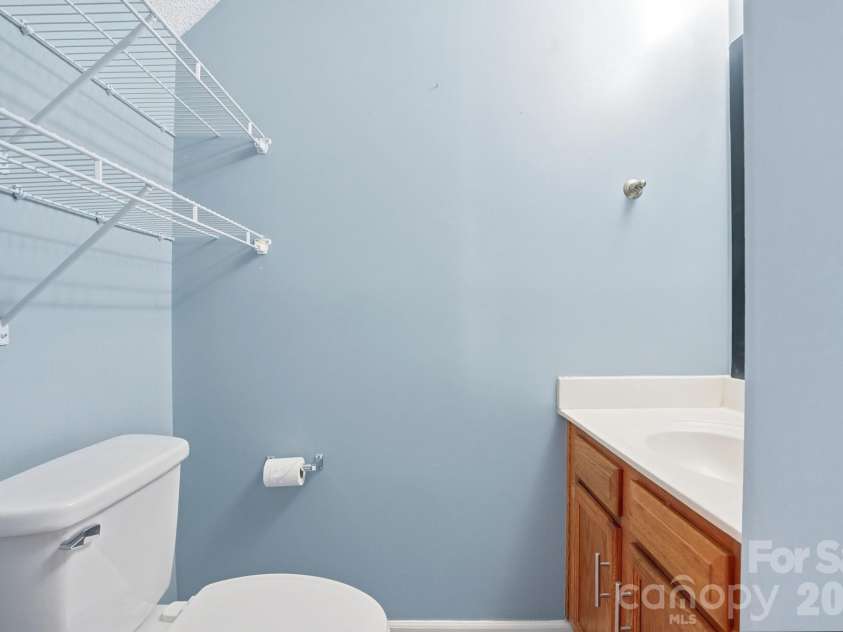 3015 Summercroft Lane, Charlotte, NC 28269.  MLS# CAR4337143, YatesRealty ID 2444. 