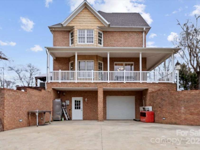 4594 Grandin Road, Lenoir, NC 28645.  MLS# CAR4220880, YatesRealty ID 2444. 