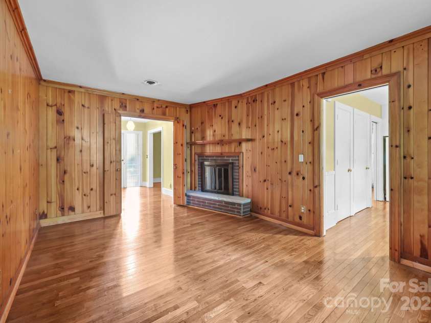 921 Confederate Avenue, Salisbury, NC 28144.  MLS# CAR4300426, YatesRealty ID 2444. 