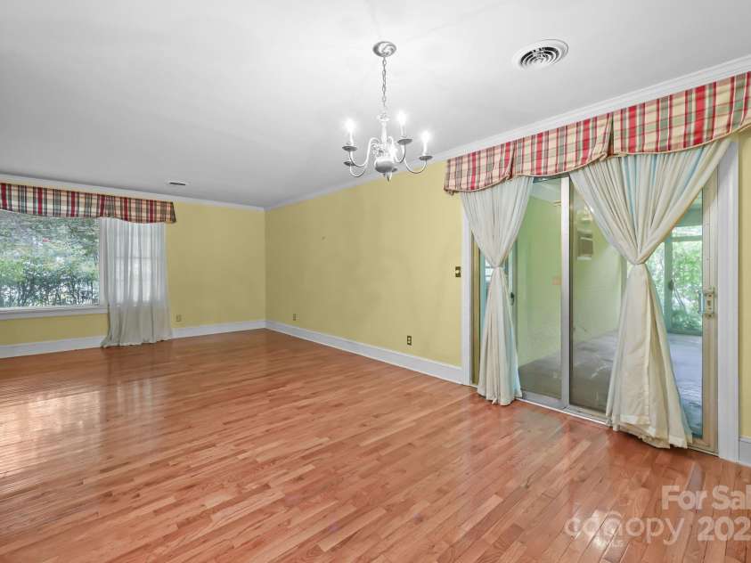 921 Confederate Avenue, Salisbury, NC 28144.  MLS# CAR4300426, YatesRealty ID 2444. 