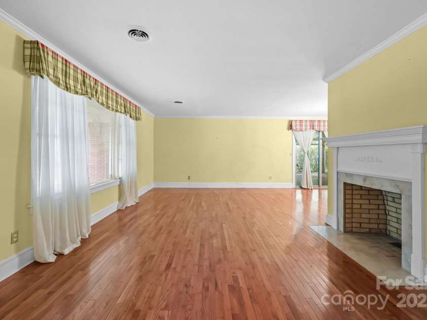 921 Confederate Avenue, Salisbury, NC 28144.  MLS# CAR4300426, YatesRealty ID 2444. 