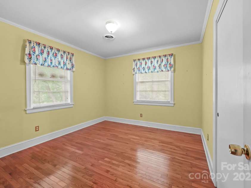 921 Confederate Avenue, Salisbury, NC 28144.  MLS# CAR4300426, YatesRealty ID 2444. 