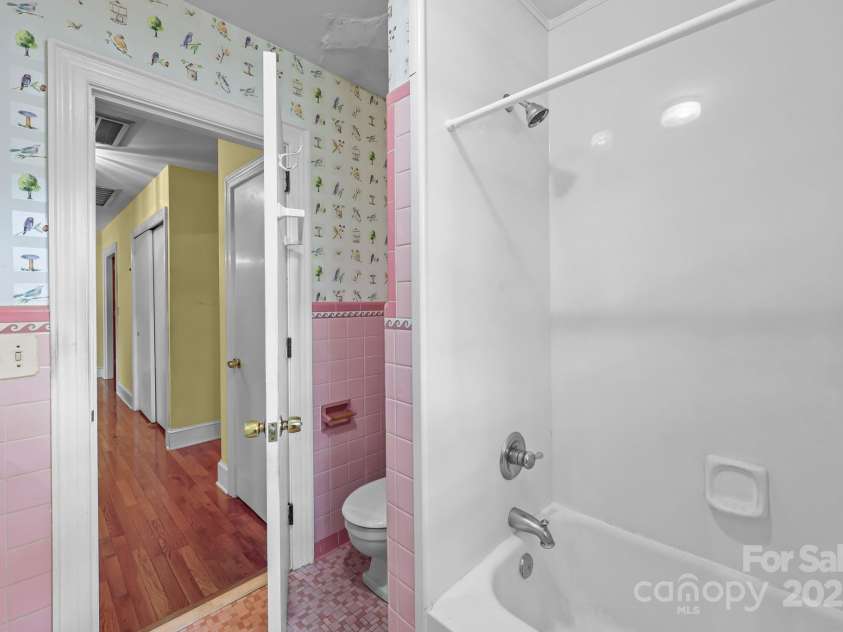921 Confederate Avenue, Salisbury, NC 28144.  MLS# CAR4300426, YatesRealty ID 2444. 