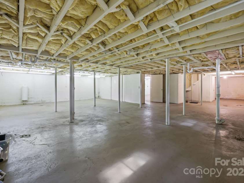 921 Confederate Avenue, Salisbury, NC 28144.  MLS# CAR4300426, YatesRealty ID 2444. 