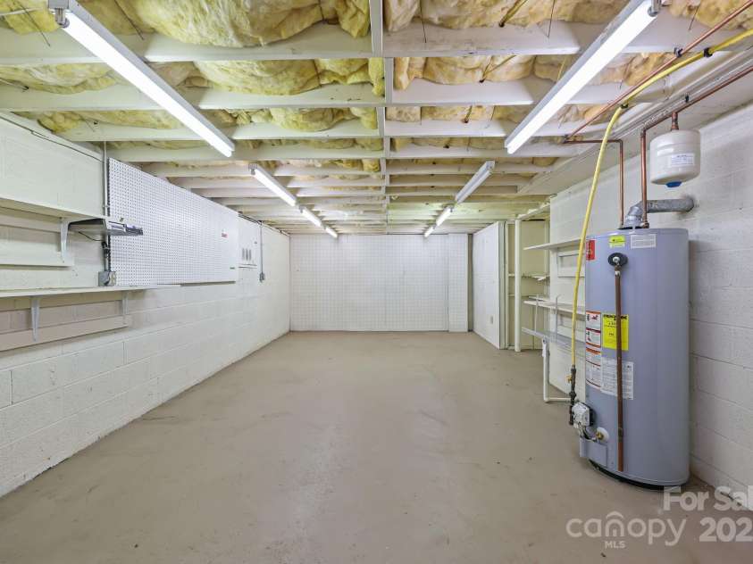921 Confederate Avenue, Salisbury, NC 28144.  MLS# CAR4300426, YatesRealty ID 2444. 
