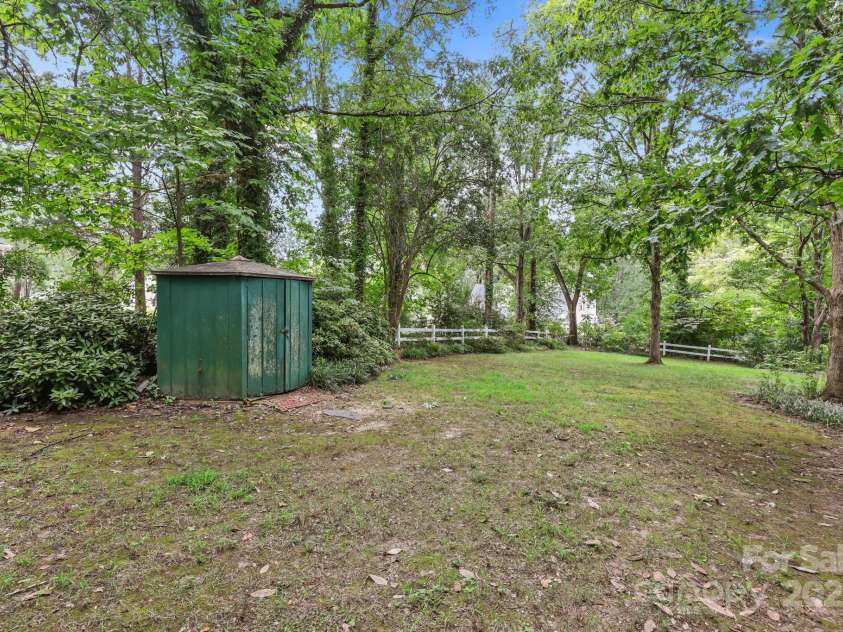 921 Confederate Avenue, Salisbury, NC 28144.  MLS# CAR4300426, YatesRealty ID 2444. 