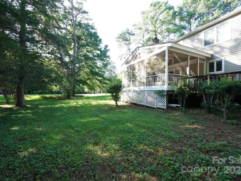 2087 Poinsett Drive, Rock Hill, SC 29732.  MLS# CAR4273140, YatesRealty ID 24440. 