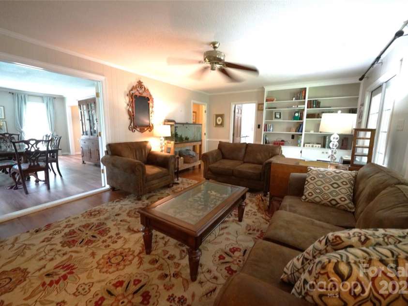 2087 Poinsett Drive, Rock Hill, SC 29732.  MLS# CAR4273140, YatesRealty ID 24440. 