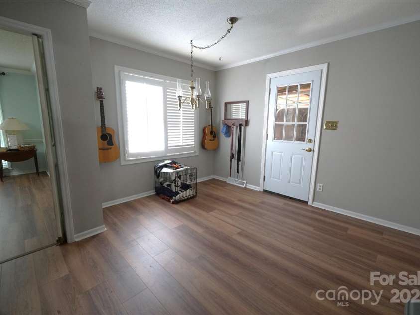2087 Poinsett Drive, Rock Hill, SC 29732.  MLS# CAR4273140, YatesRealty ID 24440. 