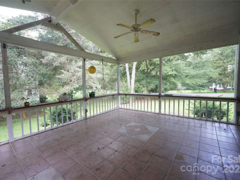 2087 Poinsett Drive, Rock Hill, SC 29732.  MLS# CAR4273140, YatesRealty ID 24440. 
