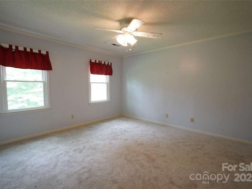 2087 Poinsett Drive, Rock Hill, SC 29732.  MLS# CAR4273140, YatesRealty ID 24440. 