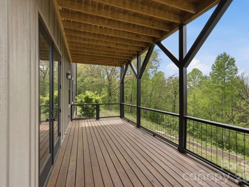 244 Westridge Farm Road, Asheville, NC 28804.  MLS# CAR4371030, YatesRealty ID 24441. Lower level deck