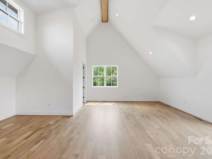 244 Westridge Farm Road, Asheville, NC 28804.  MLS# CAR4371030, YatesRealty ID 24441. Primary bedroom