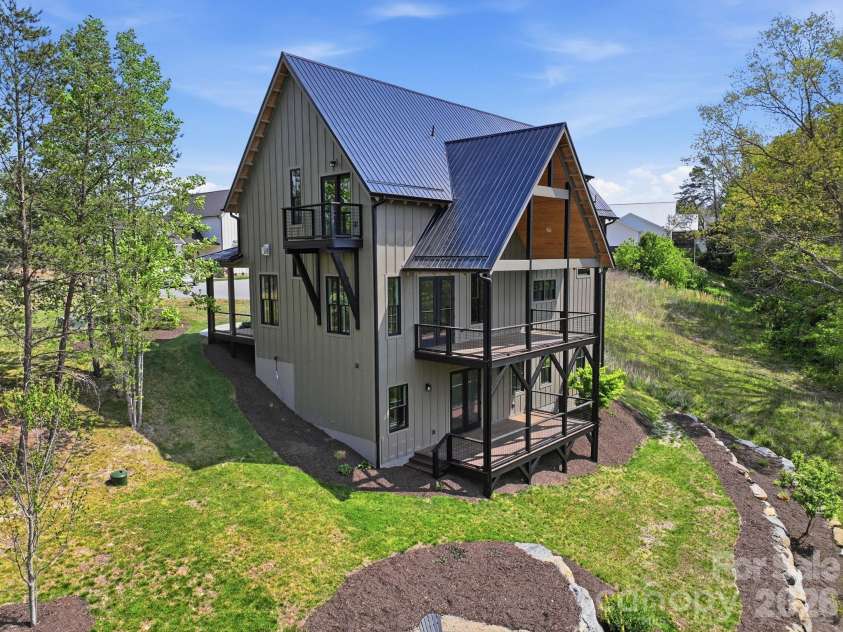 244 Westridge Farm Road, Asheville, NC 28804.  MLS# CAR4371030, YatesRealty ID 24441. Rear of property