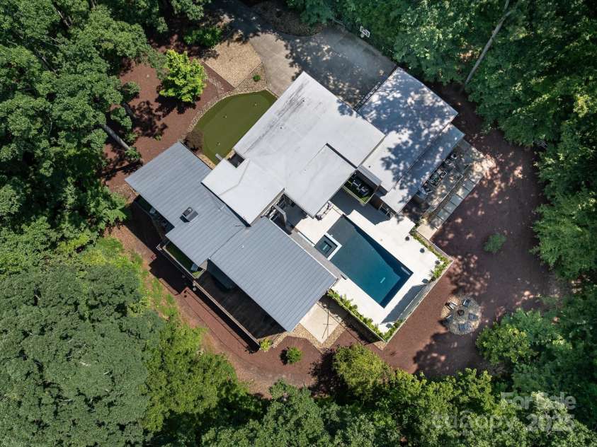 3306 Nancy Creek Road, Charlotte, NC 28270.  MLS# CAR4272615, YatesRealty ID 24441. 