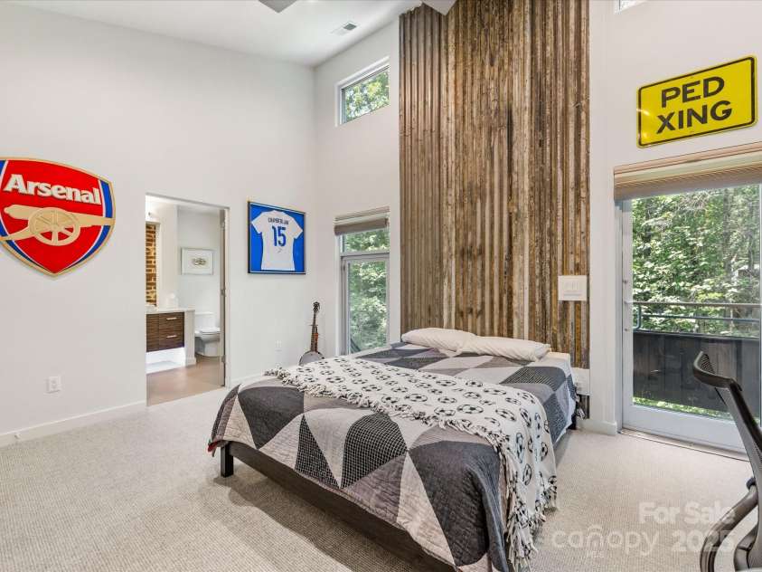 3306 Nancy Creek Road, Charlotte, NC 28270.  MLS# CAR4272615, YatesRealty ID 24441. 