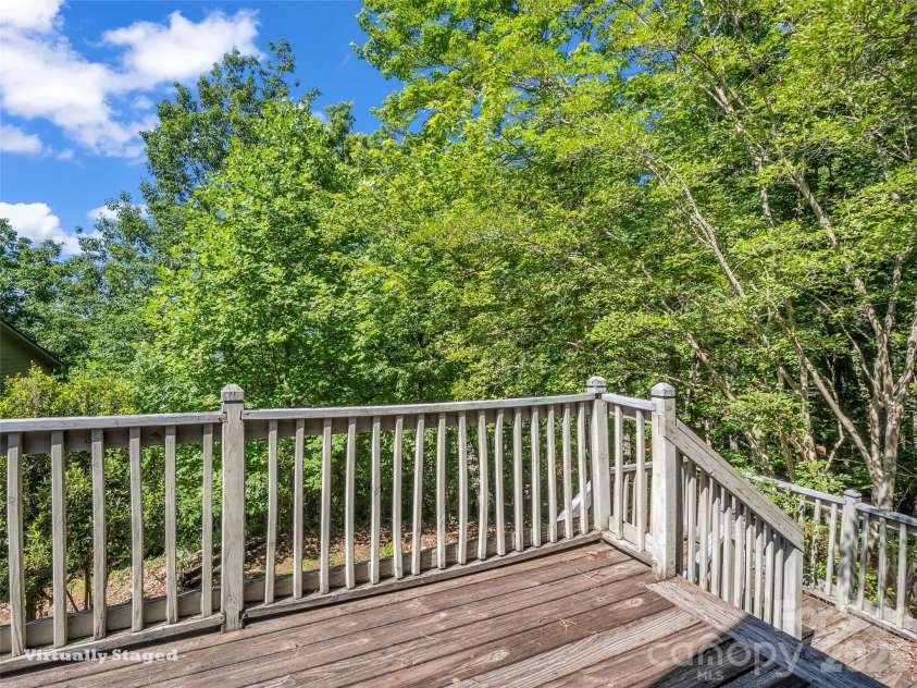 439 Youngs Mountain Drive, Lake Lure, NC 28746.  MLS# CAR4384183, YatesRealty ID 24442. 
