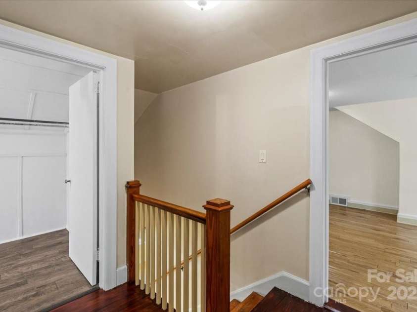 514 Sumter Street, Shelby, NC 28150.  MLS# CAR4253430, YatesRealty ID 24442. 