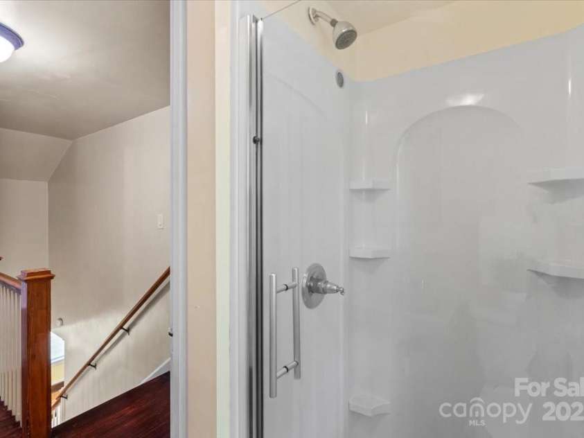 514 Sumter Street, Shelby, NC 28150.  MLS# CAR4253430, YatesRealty ID 24442. 