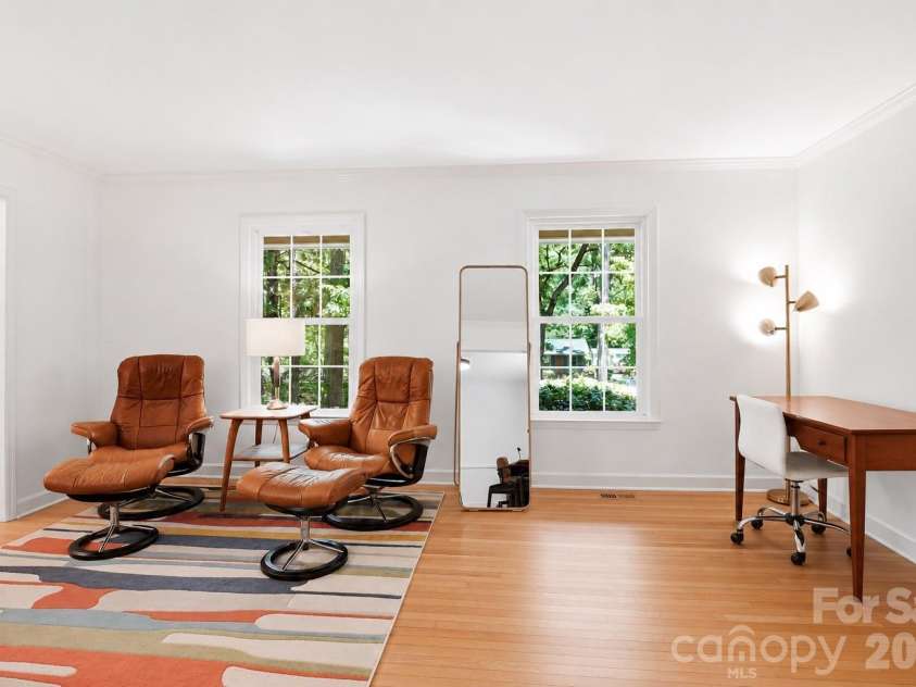 1215 Turnbridge Road, Charlotte, NC 28226.  MLS# CAR4374736, YatesRealty ID 24444. 