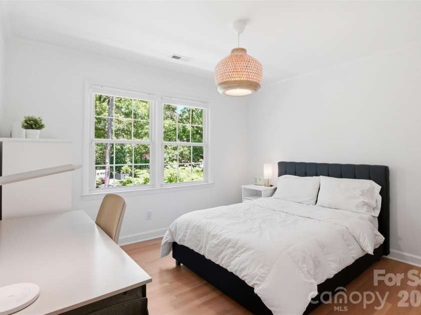 1215 Turnbridge Road, Charlotte, NC 28226.  MLS# CAR4374736, YatesRealty ID 24444. 