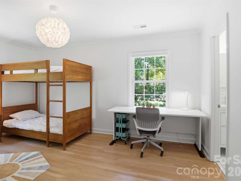 1215 Turnbridge Road, Charlotte, NC 28226.  MLS# CAR4374736, YatesRealty ID 24444. 