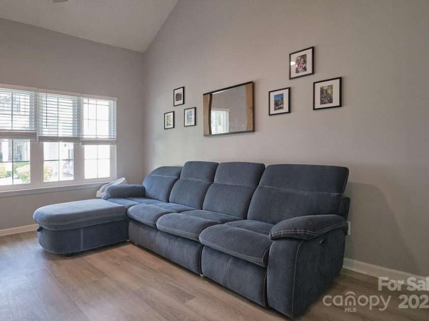 327 Wilkes Place Drive, Fort Mill, SC 29715.  MLS# CAR4258350, YatesRealty ID 24444. 